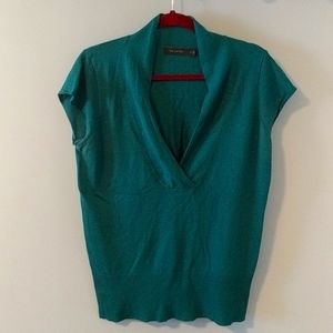 Short Sleeve The Limited Sweater (size XL)